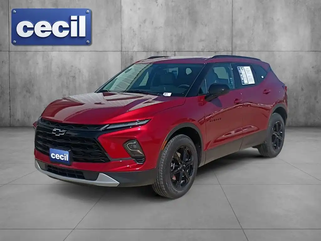 2023 Chevrolet Blazer 2.0T 2LT FWD's photo