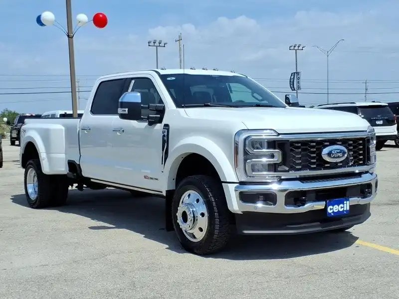 2026 Ford F-450 King Ranch 4x4 Crew Cab 8' Box DRW's photo