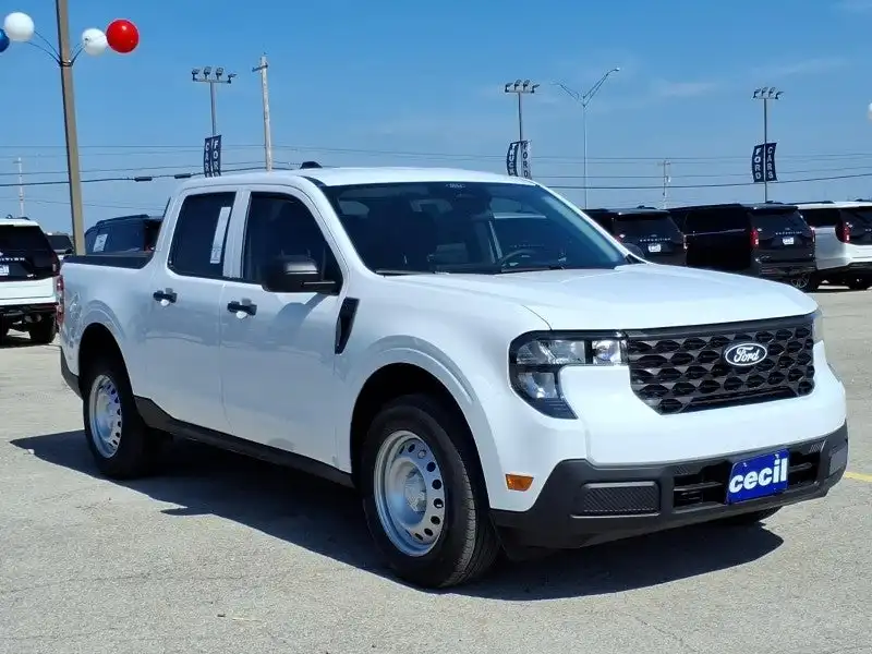 2026 Ford Maverick XL AWD's photo
