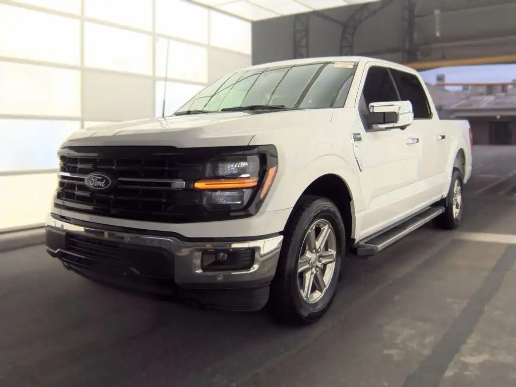 2024 Ford F-150 XLT SuperCrew 5-1/2 Box's photo