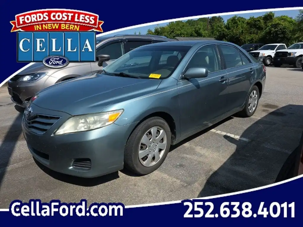 2010 Toyota Camry 2.5's photo