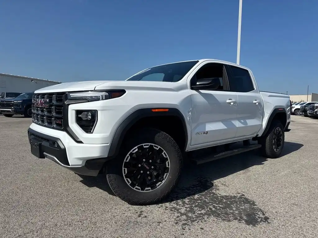 2026 GMC Canyon 4WD AT4 Crew Cab Short Box's photo