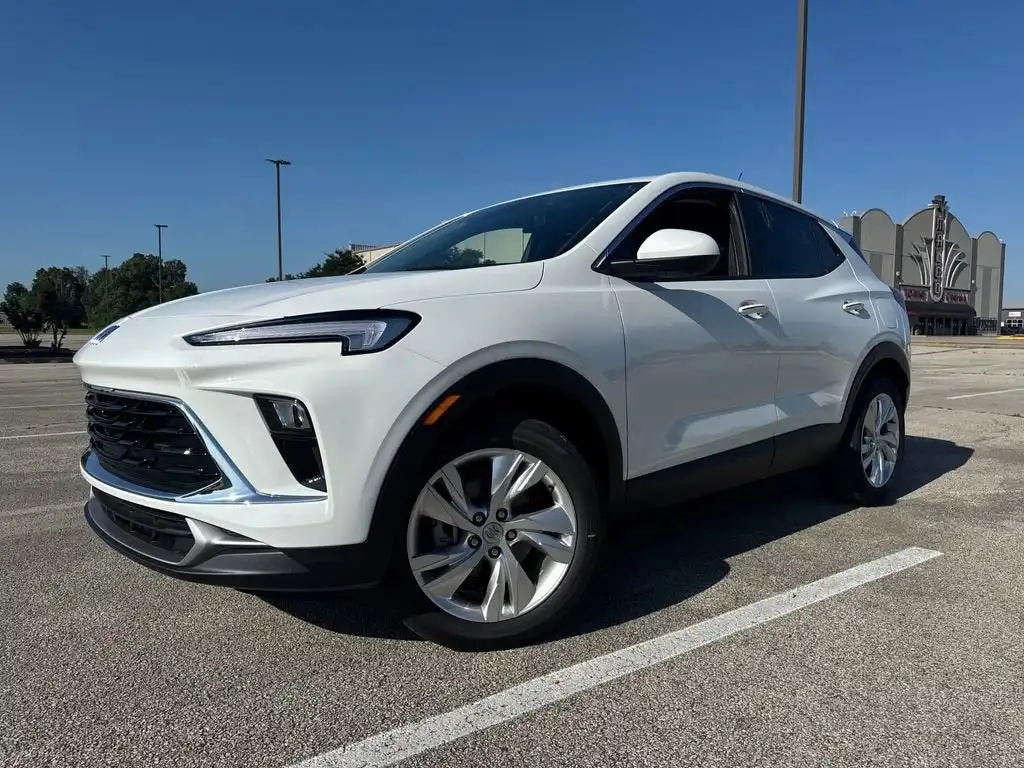 2026 Buick Encore GX Preferred's photo