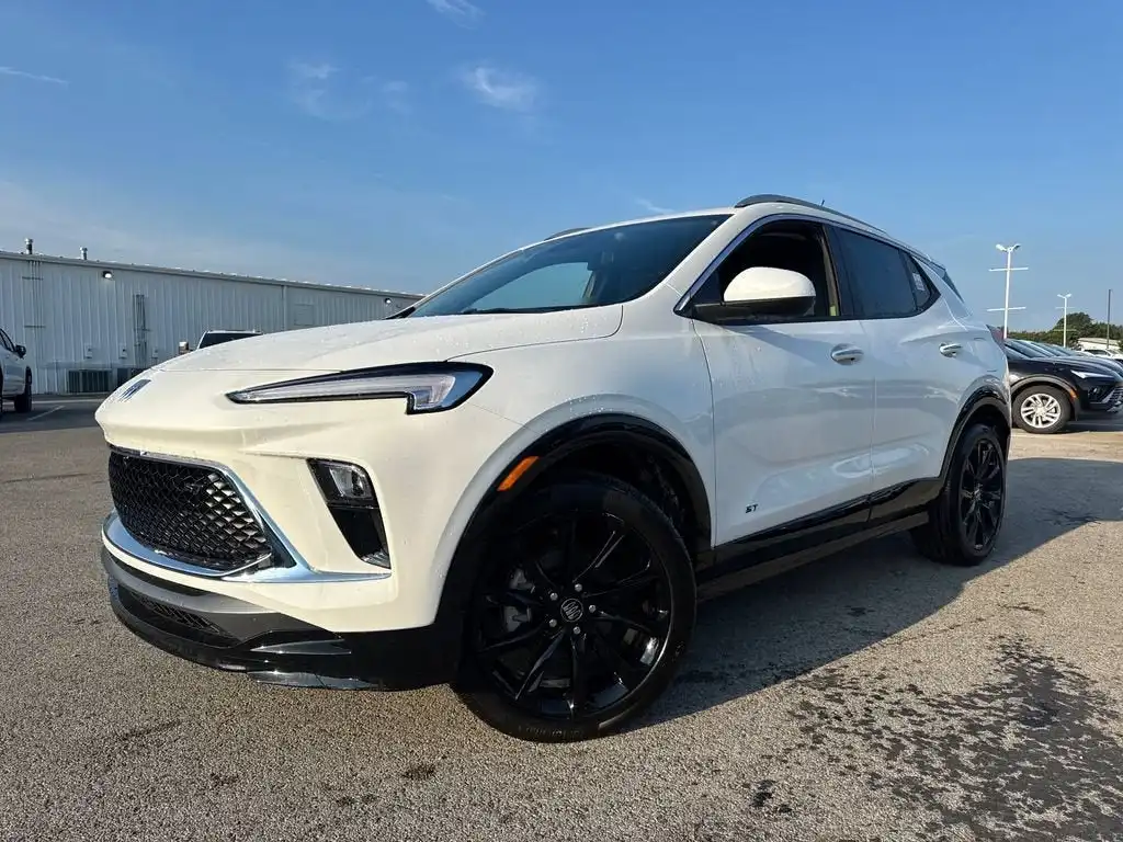 2026 Buick Encore GX Sport Touring's photo