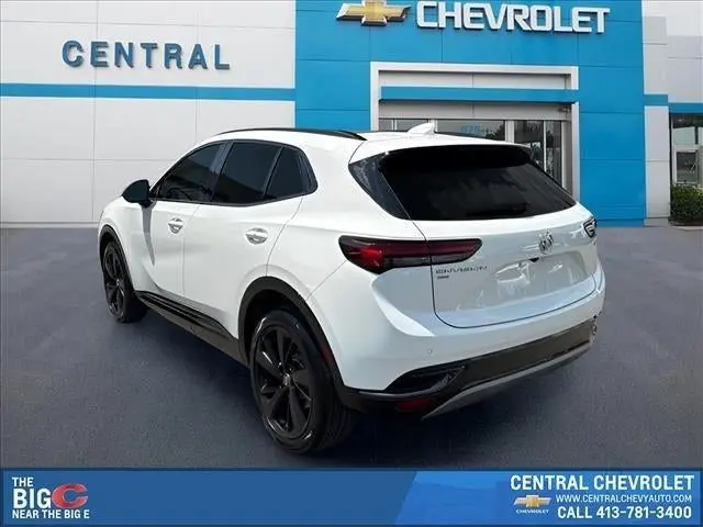 2023 Buick Envision Essence AWD photo 4