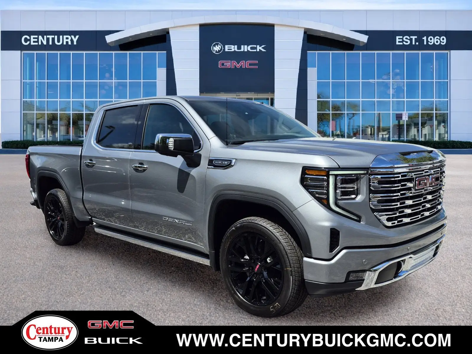 2026 GMC Sierra Denali 4WD Crew Cab Standard Box photo 1