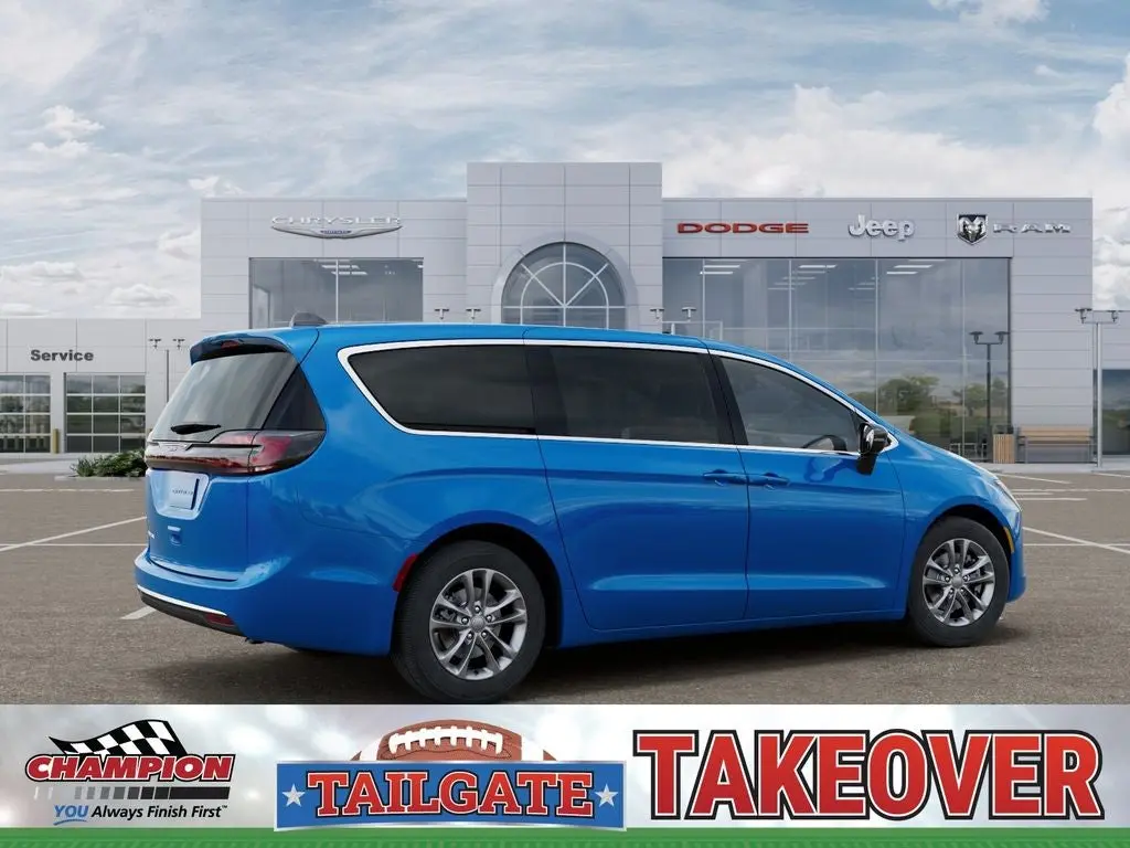 2027 Chrysler Pacifica Select photo 4