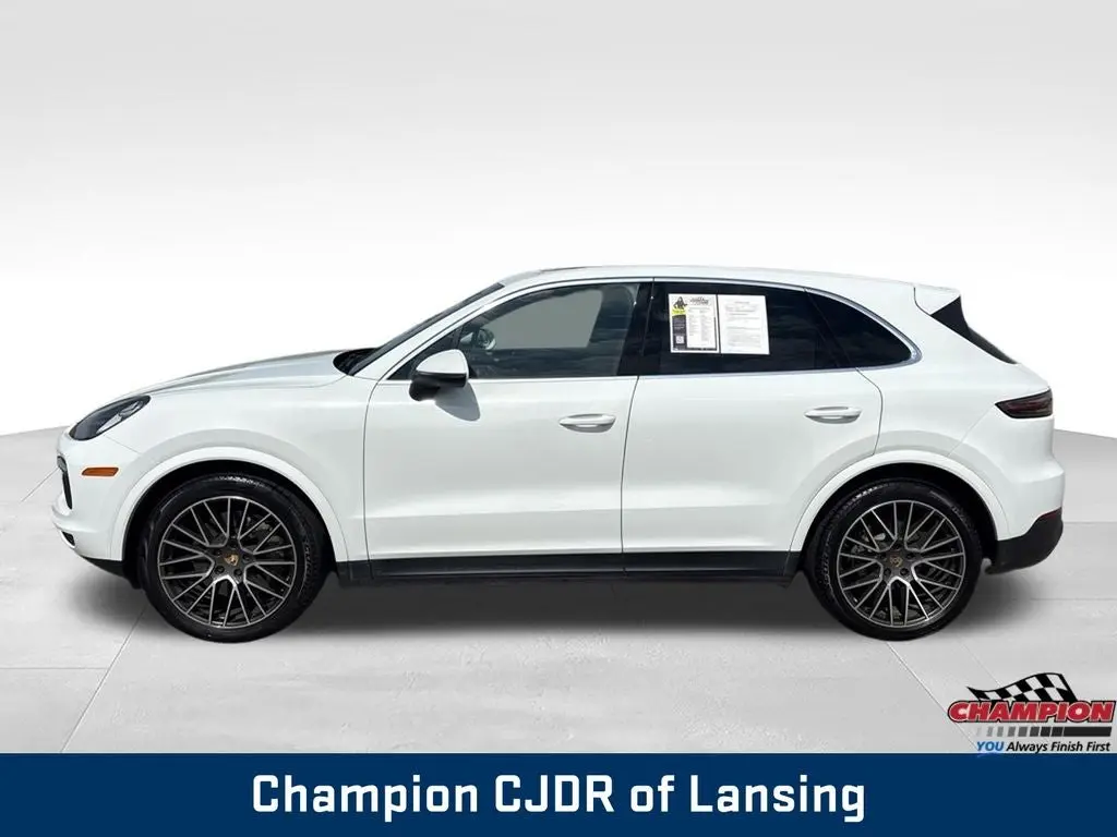 2021 Porsche Cayenne S photo 4