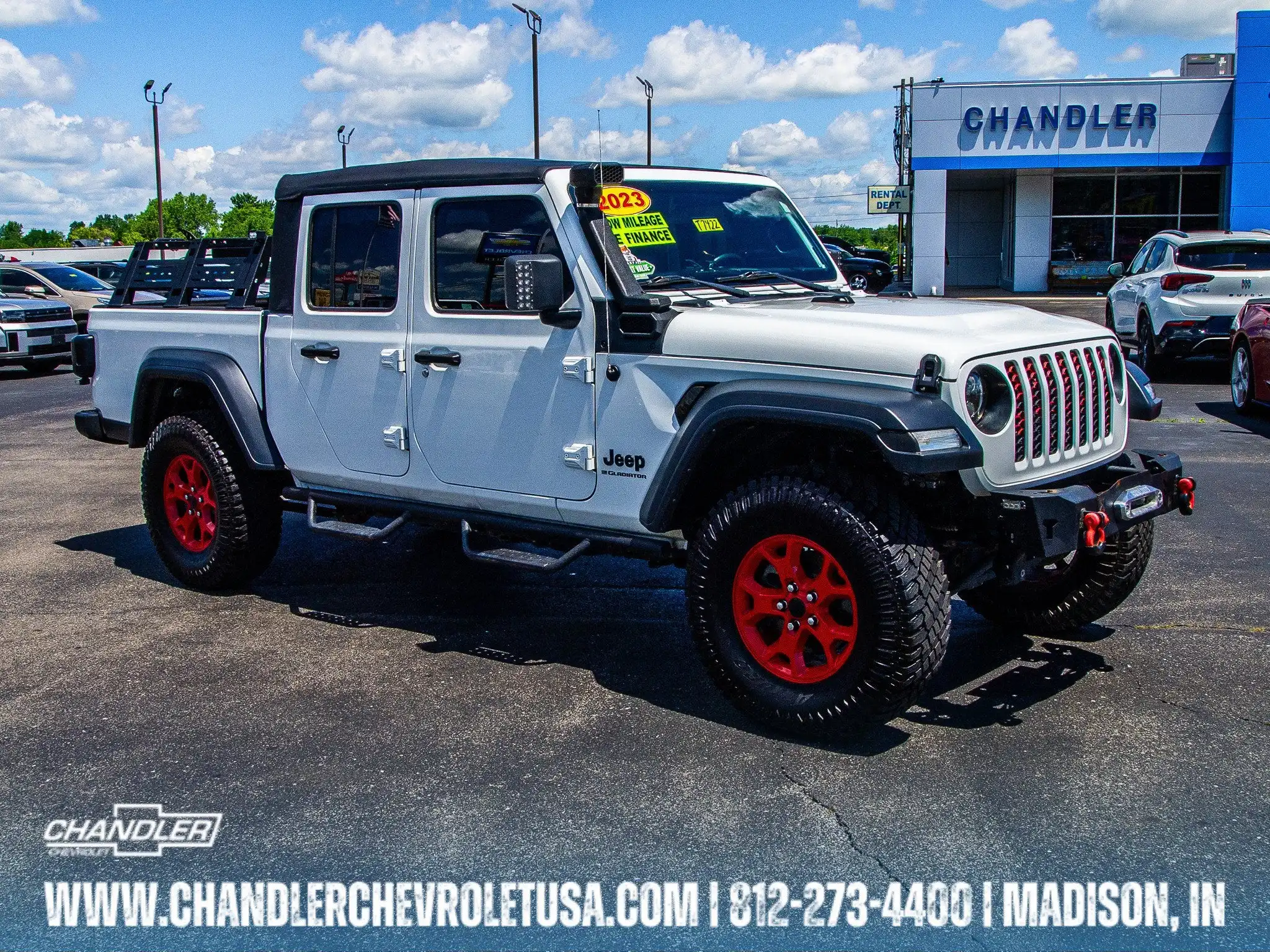 2023 Jeep Gladiator Sport's photo