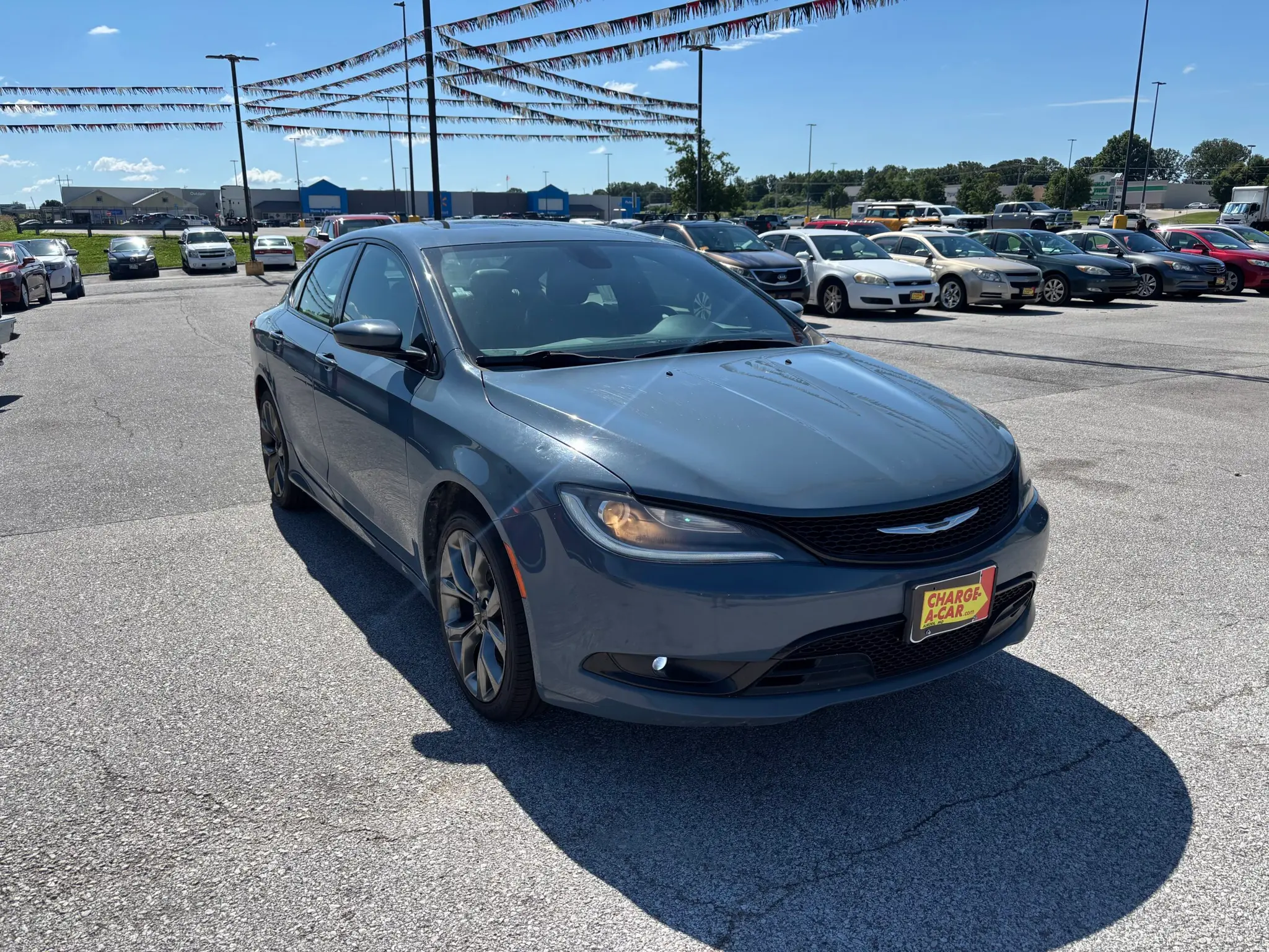 2015 Chrysler 200 S photo 3