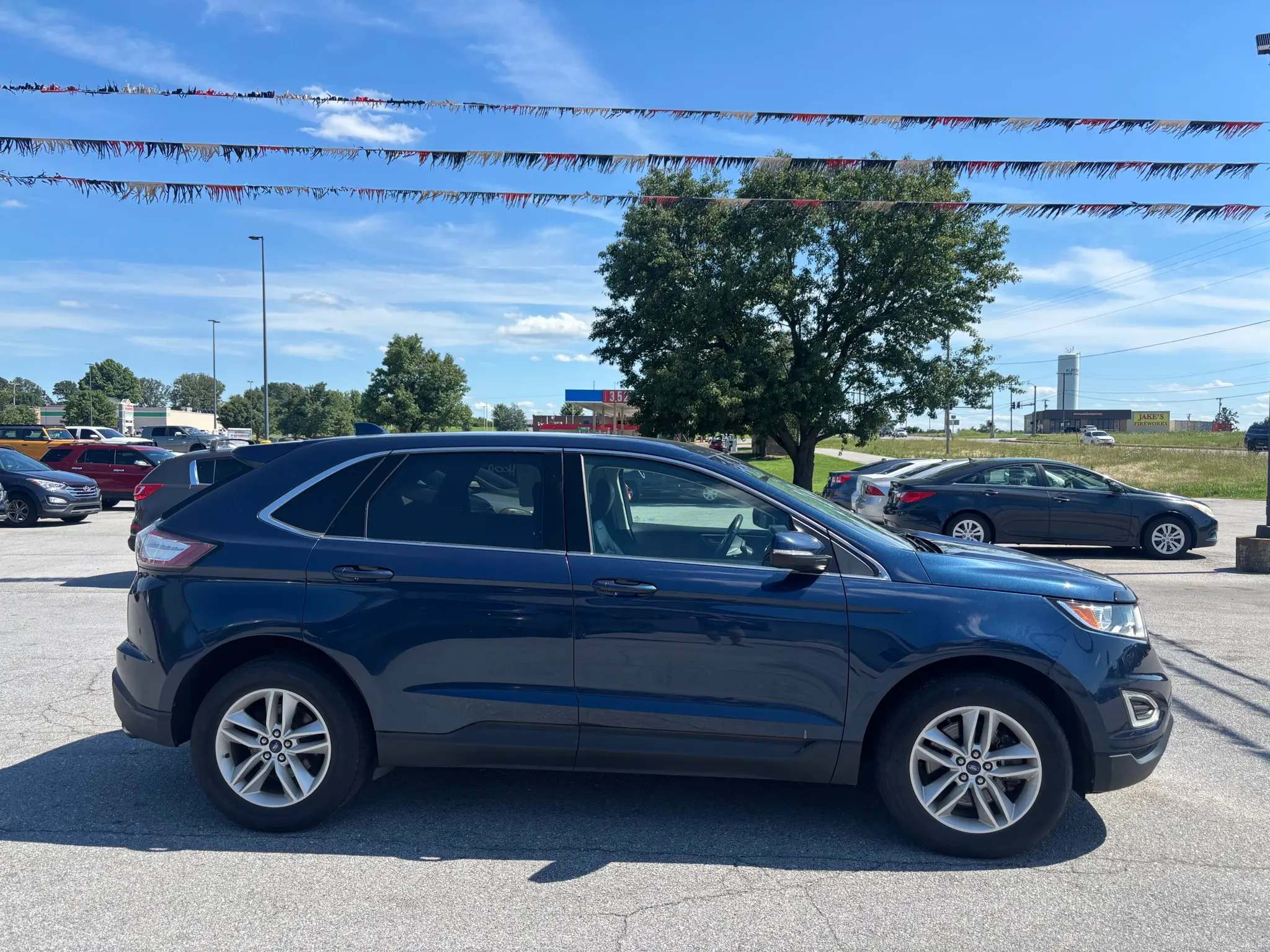 2017 Ford Edge SEL AWD photo 5