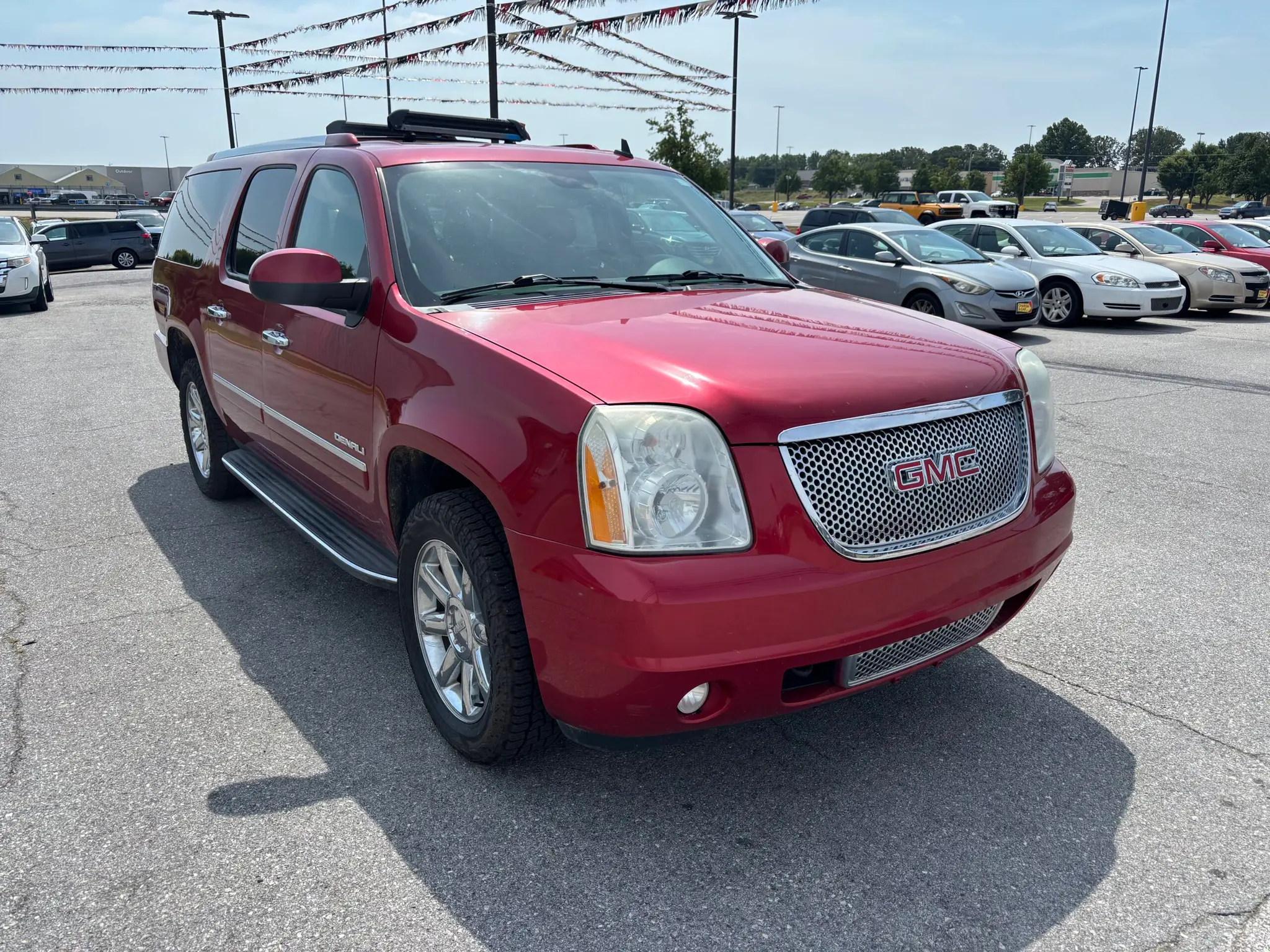 2012 GMC Yukon Denali AWD photo 3