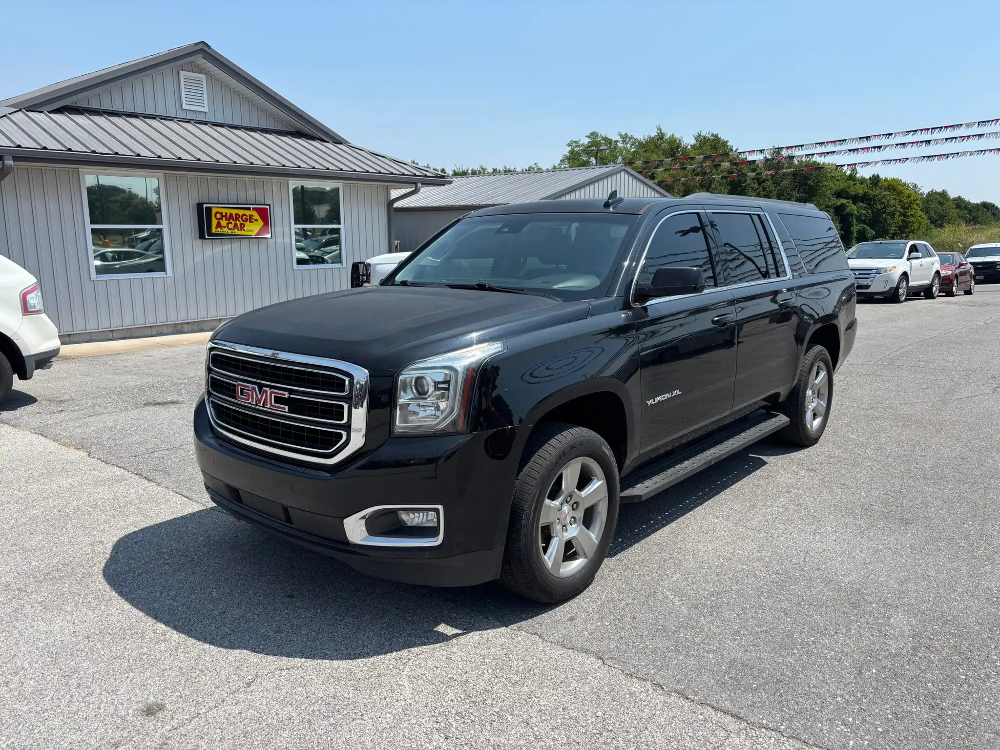 2017 GMC Yukon 4WD SLT's photo