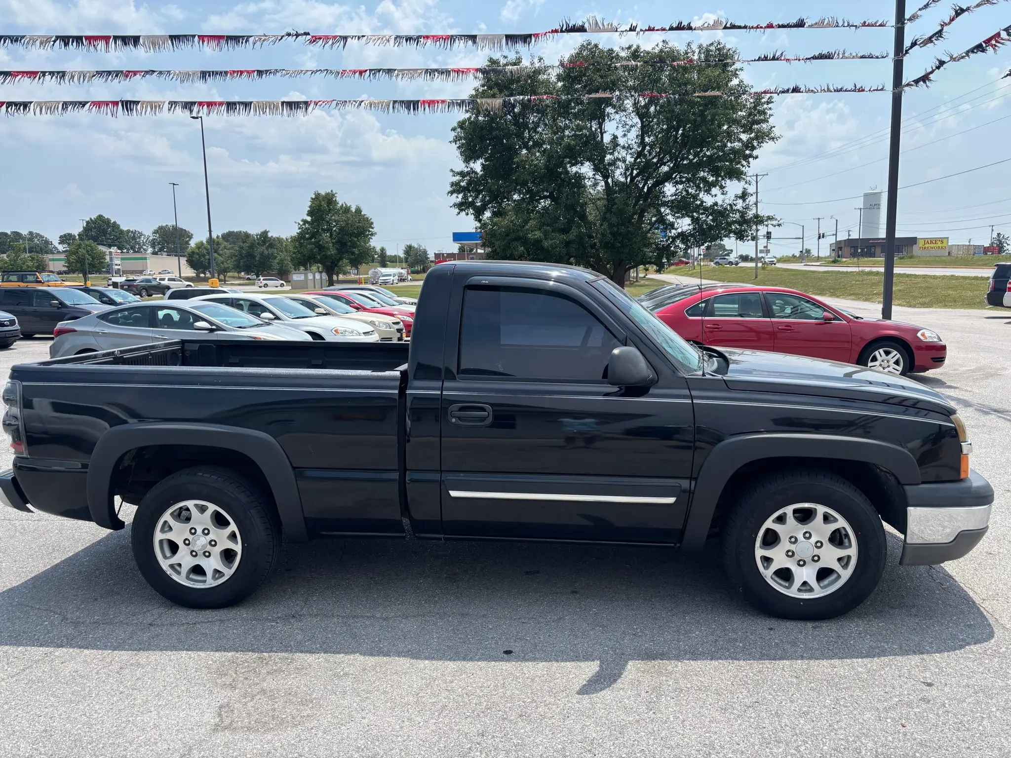 2003 Chevrolet Silverado 1500 Regular Cab SWB photo 5