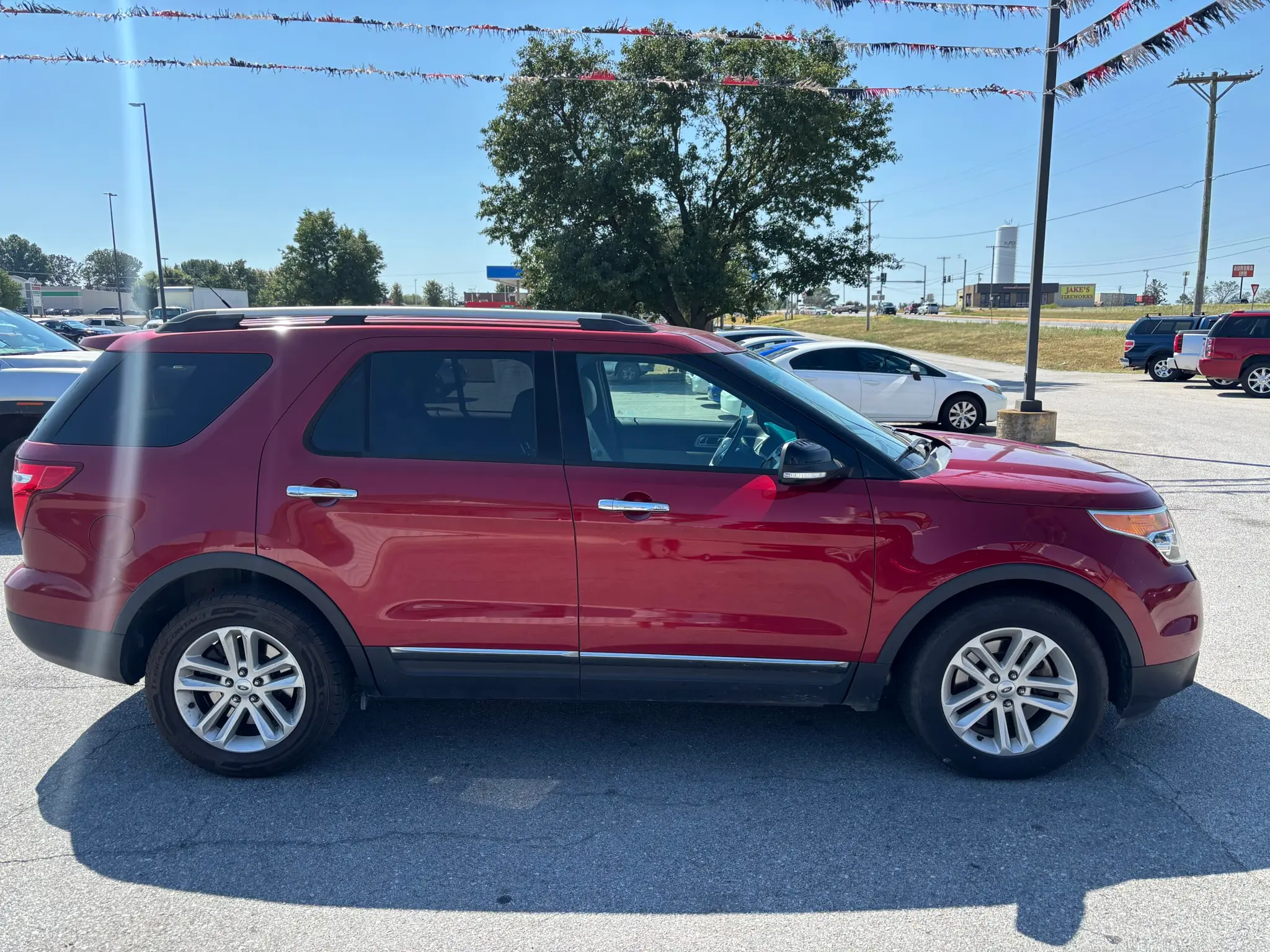 2014 Ford Explorer XLT photo 5