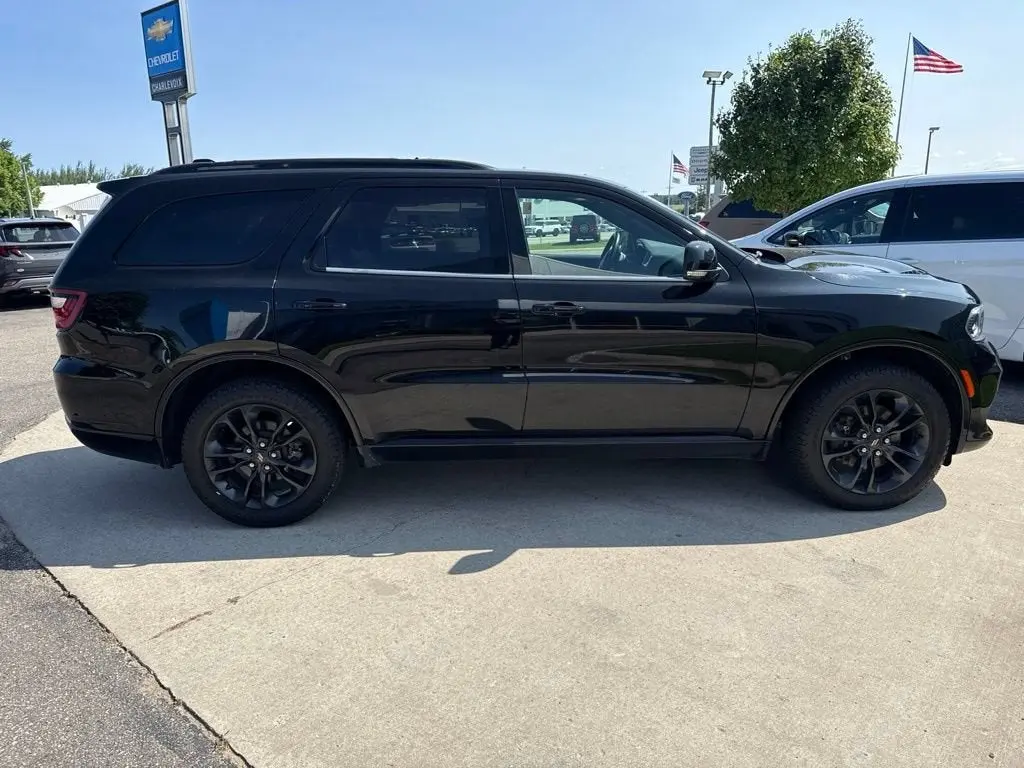 2023 Dodge Durango GT AWD Plus photo 4