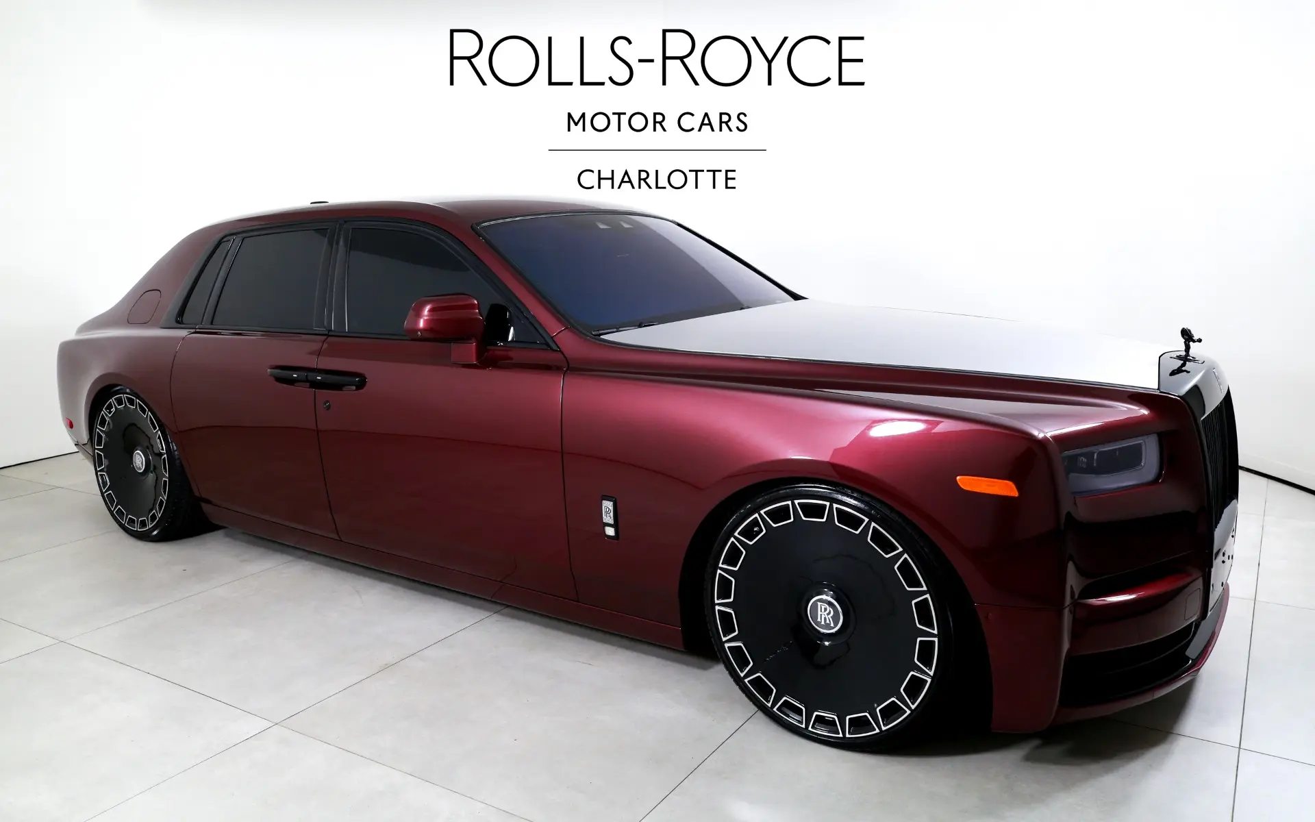 2019 Rolls-Royce Phantom Base photo 5