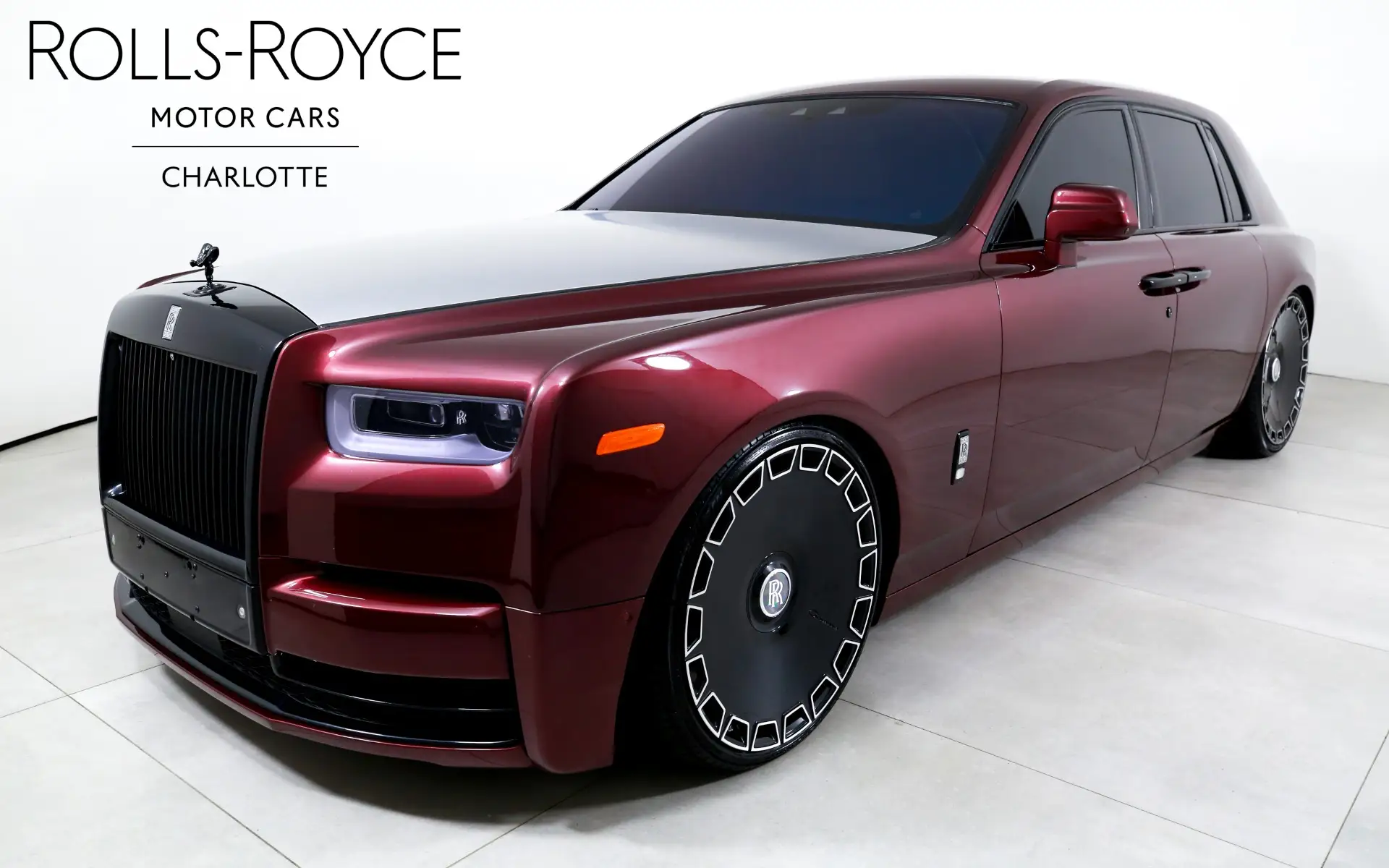 2019 Rolls-Royce Phantom Base photo 1