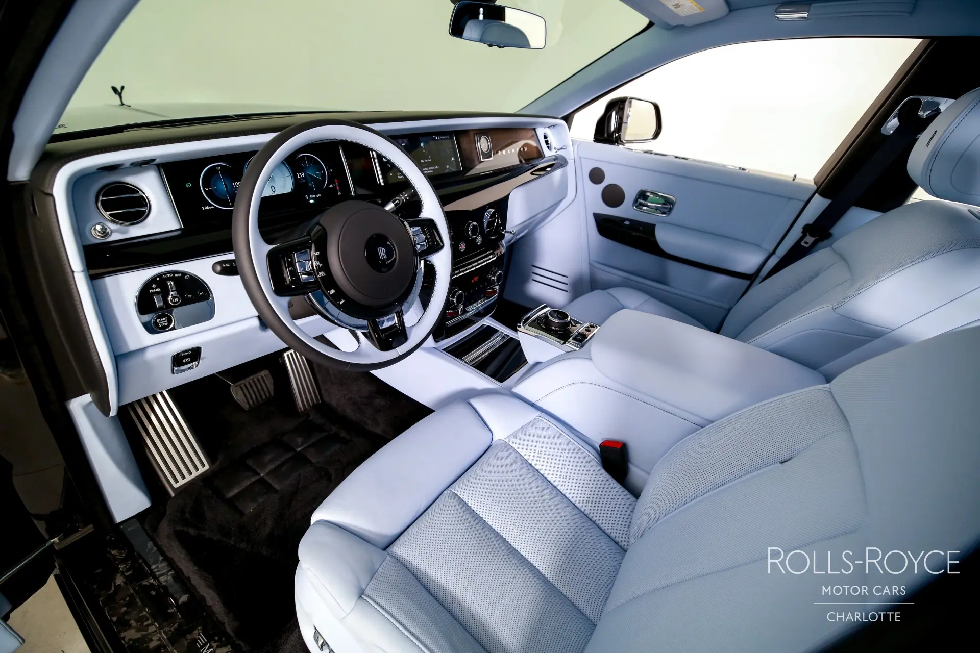 2026 Rolls-Royce Phantom Base photo 4