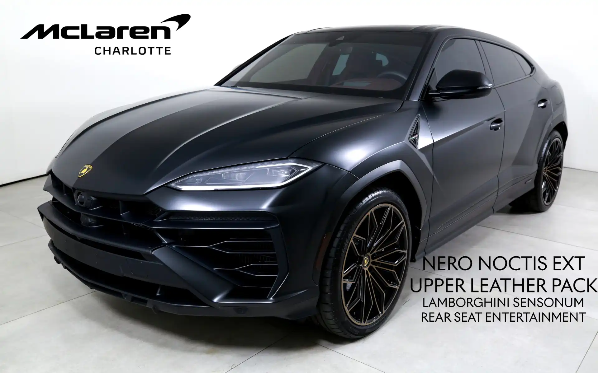 2025 Lamborghini Urus 4.0 V8 PHEV SE's photo