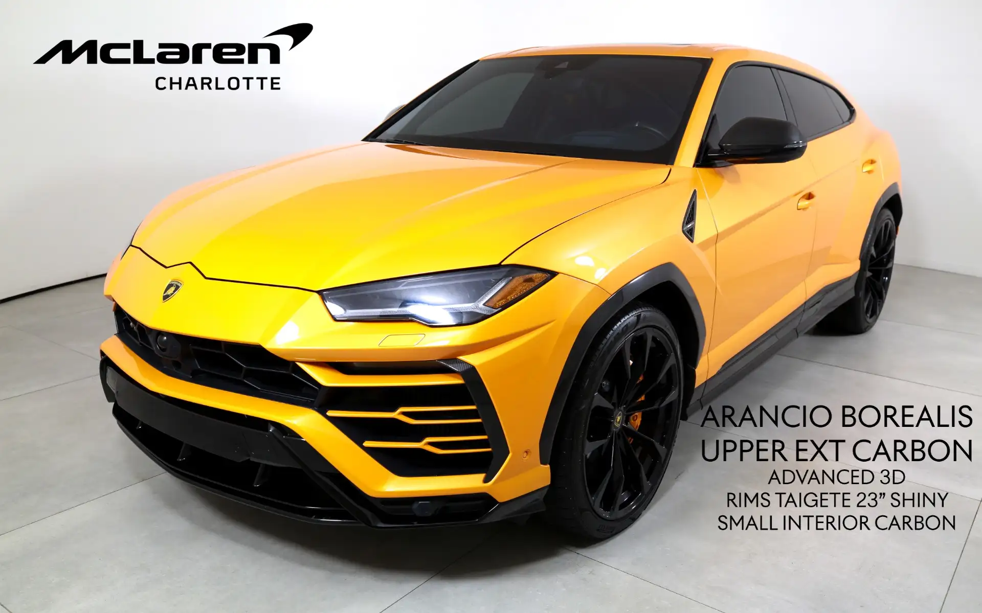 2022 Lamborghini Urus 4.0 V8 Graphite Capsule's photo