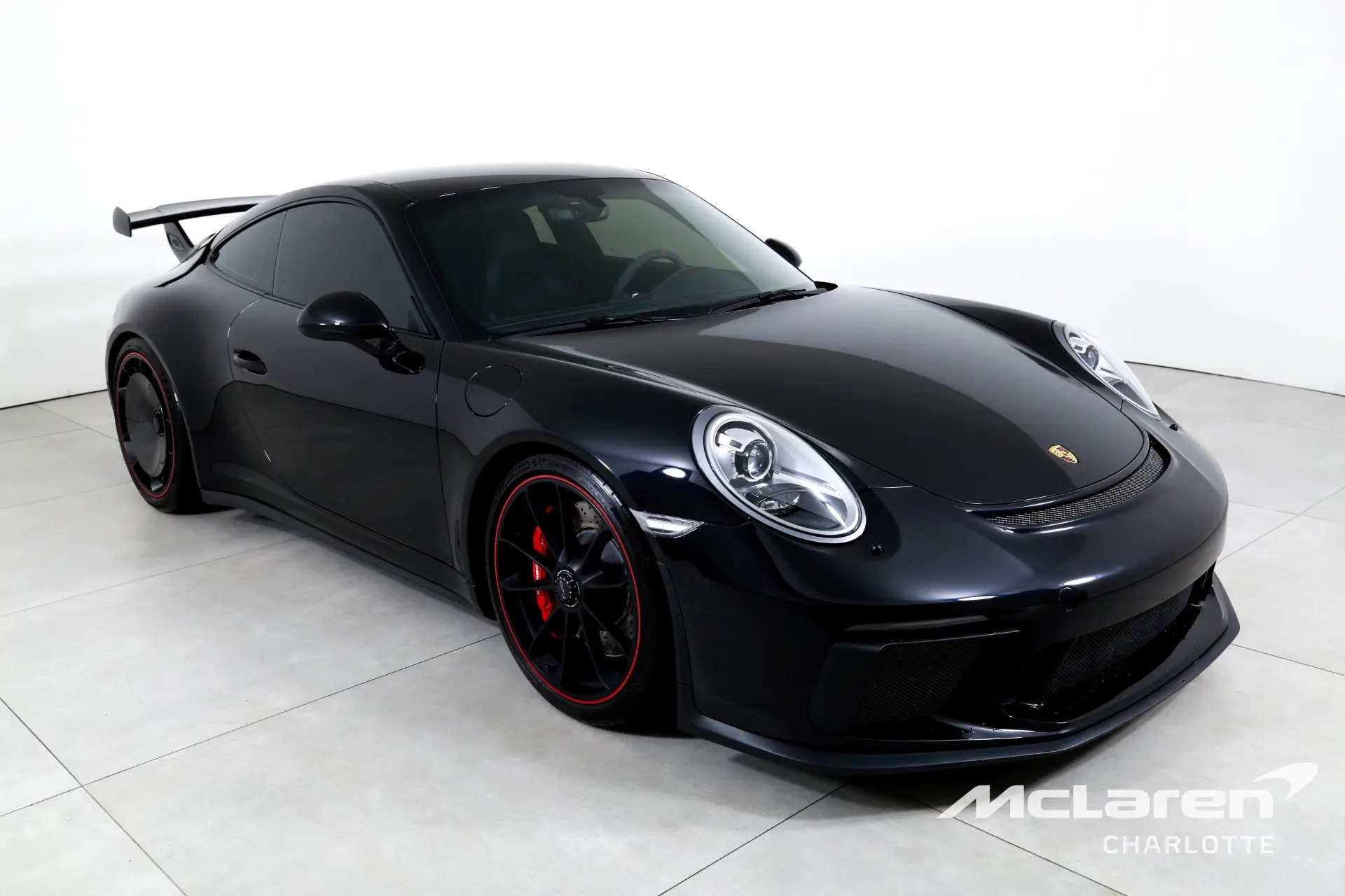 2018 Porsche 911 GT3 photo 3