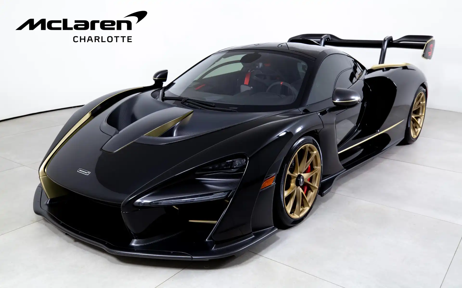 2019 McLaren Senna's photo
