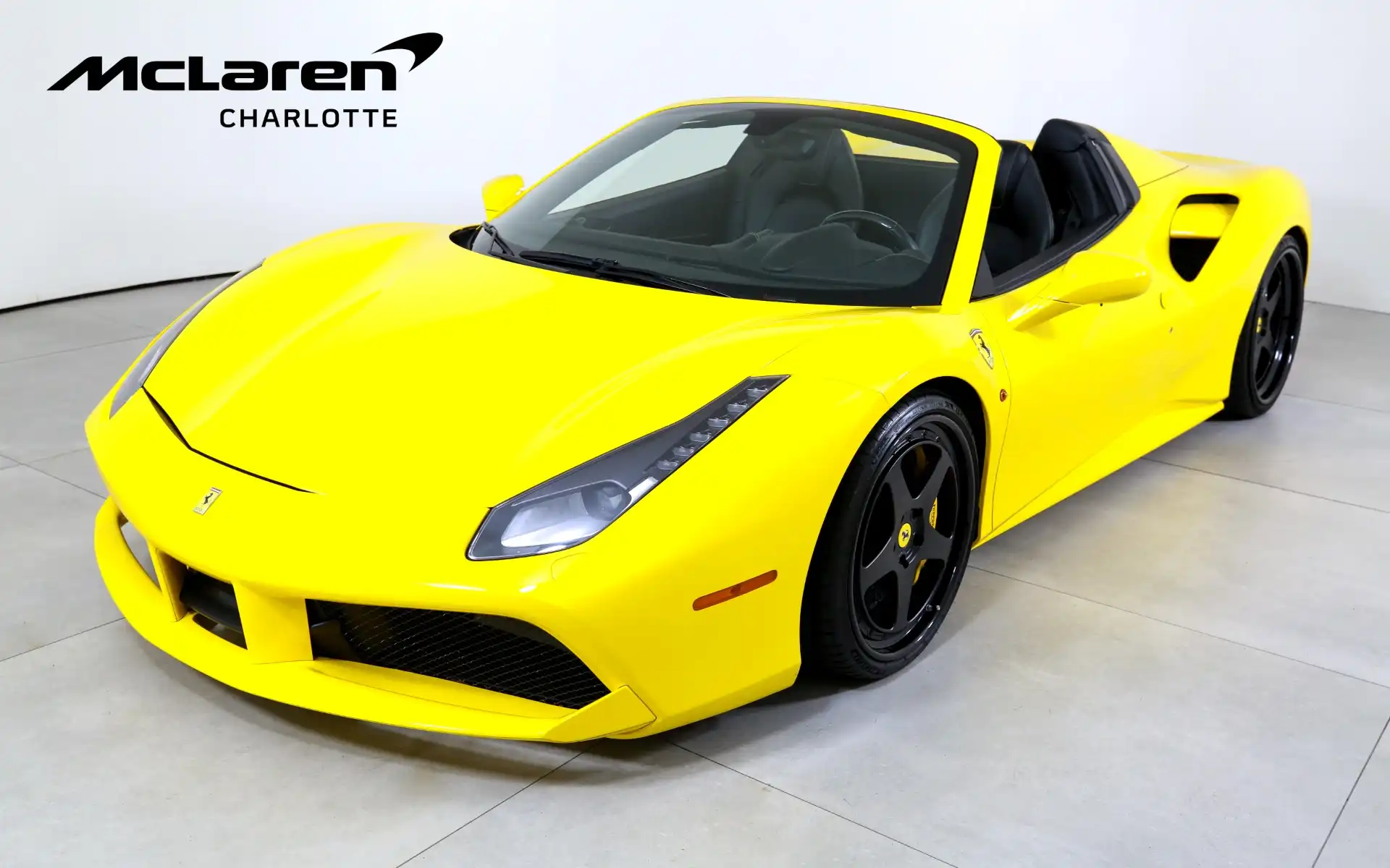 2017 Ferrari 488 Base's photo