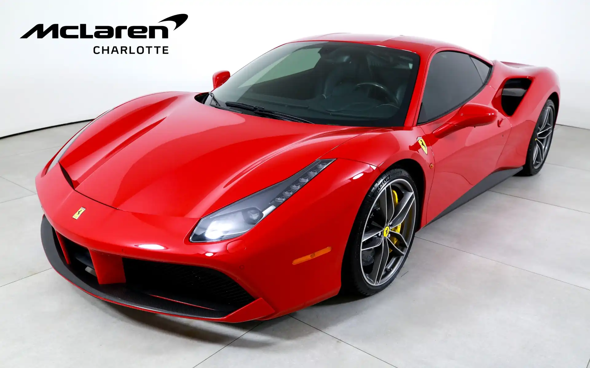 2016 Ferrari 488 Base's photo