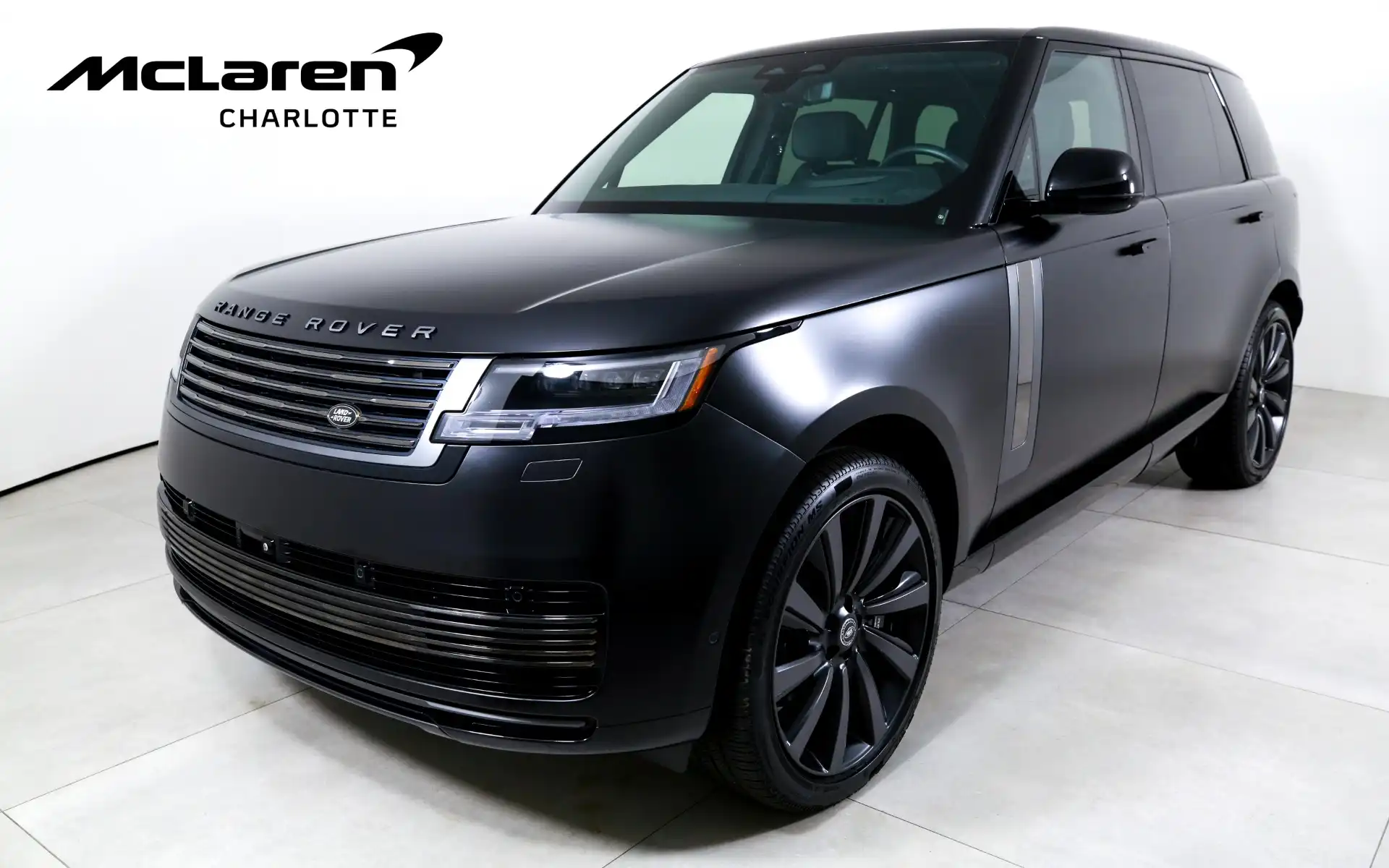 2025 Land Rover Range Rover 4.4 SV LWB's photo