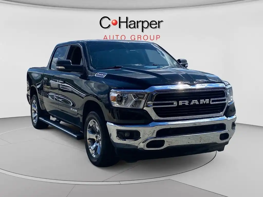 2019 RAM 1500 Big Horn/Lone Star 4x4 Crew Cab 5'7's photo