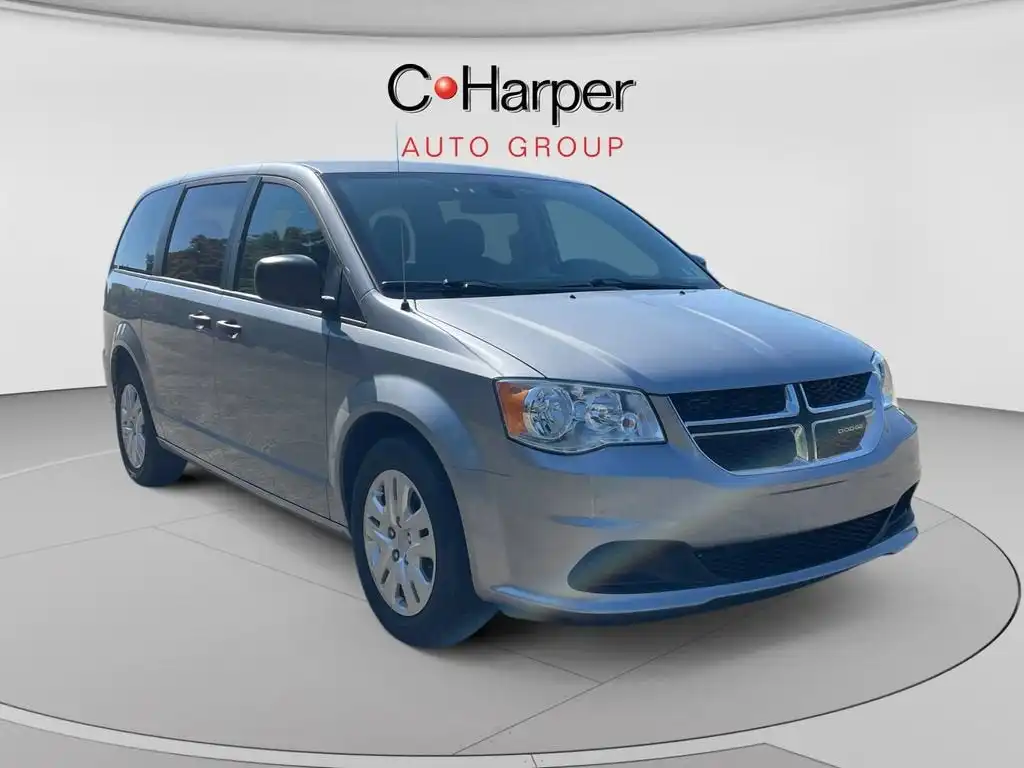 2019 Dodge Grand Caravan SE's photo
