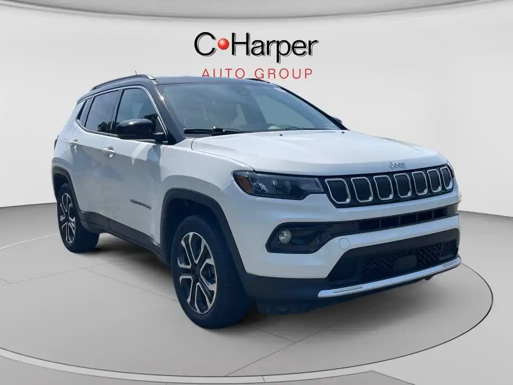 2022 Jeep Compass Limited 4X4's photo