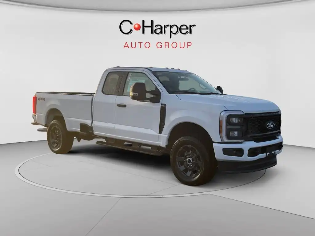 2027 Ford F-350 XL 4WD SuperCab SRW 8' Box's photo