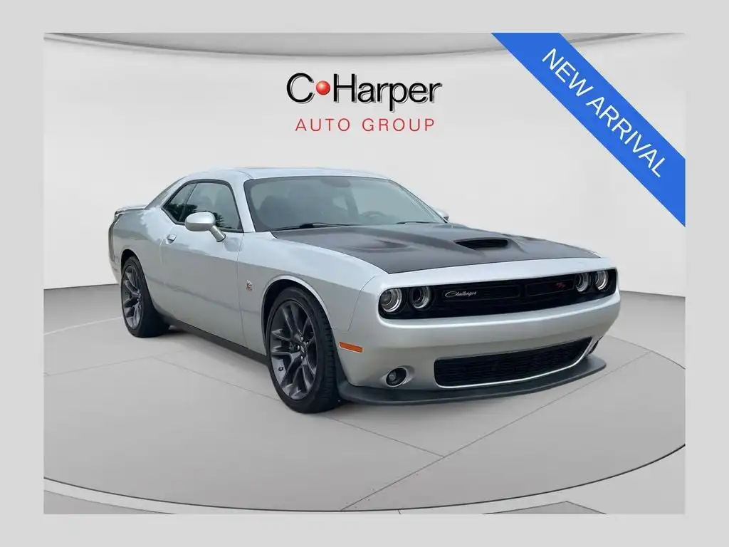 2023 Dodge Challenger R/T Scat Pack's photo