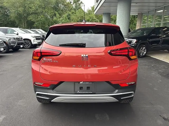 2024 Buick Encore GX Preferred AWD photo 5