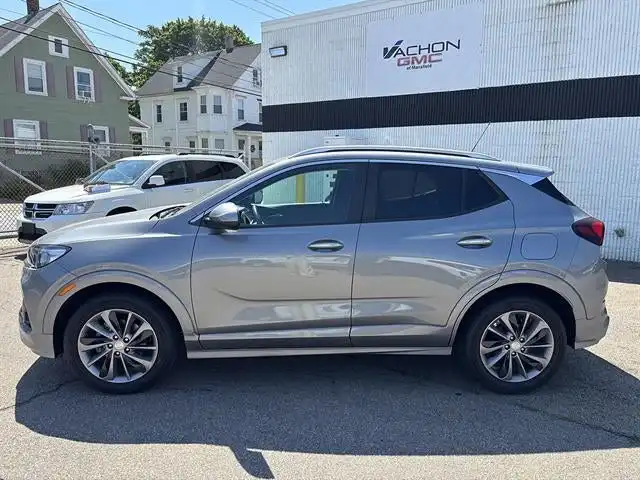 2023 Buick Encore GX Select's photo