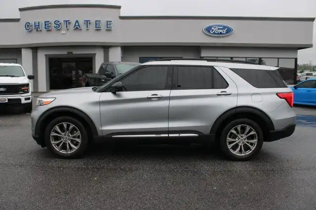 2021 Ford Explorer XLT 4WD's photo