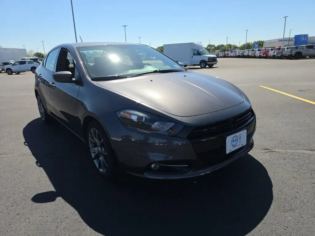 2014 Dodge Dart 2.4 SXT photo 4