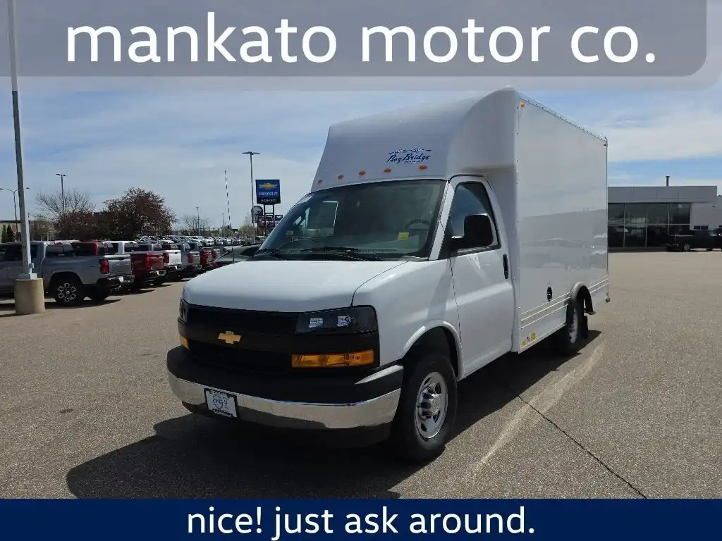 2026 Chevrolet Express 3500 139 WB's photo