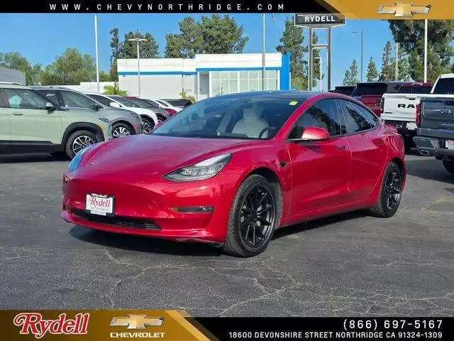 2019 Tesla Model 3 Standard Range Plus's photo