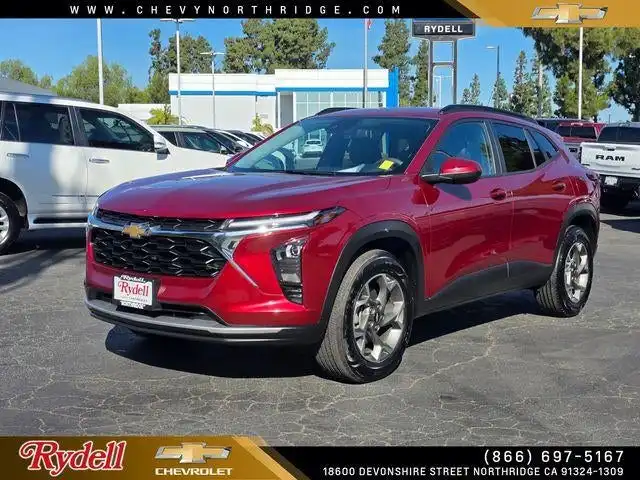 2025 Chevrolet Trax LT's photo