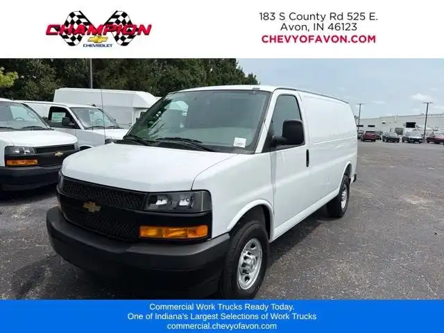 2026 Chevrolet Express 2500 Work Van HD's photo