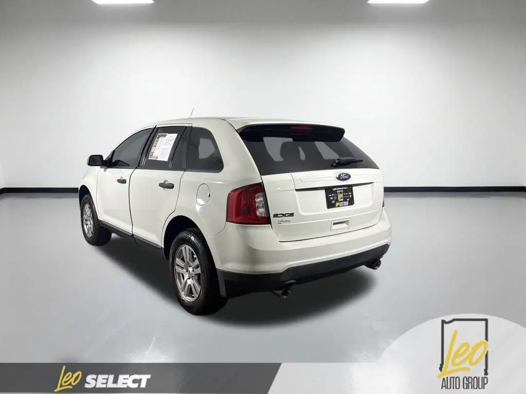 2012 Ford Edge SE photo 4