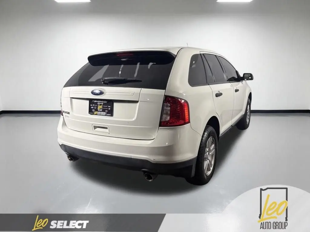 2012 Ford Edge SE photo 5