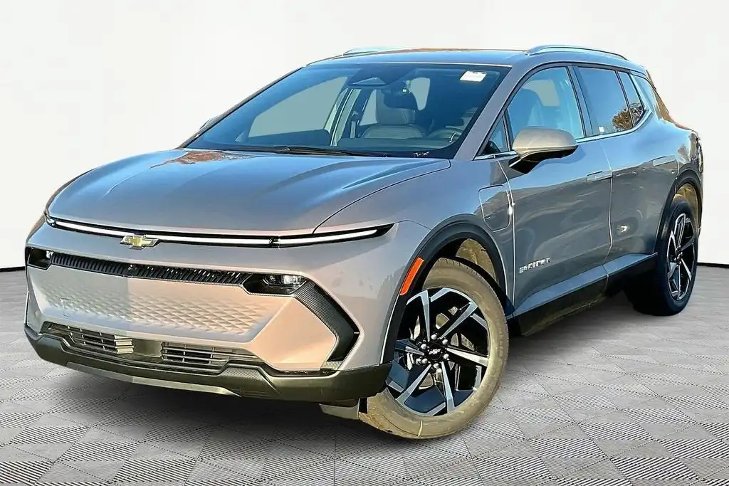 2026 Chevrolet Equinox EV 2LT FWD's photo
