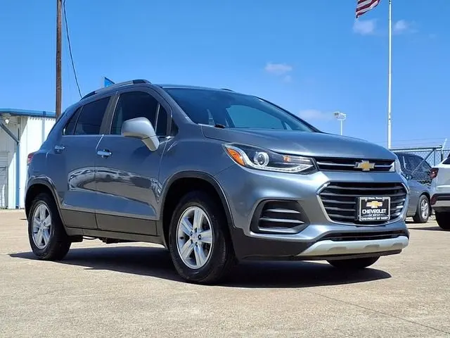 2019 Chevrolet Trax LT photo 3