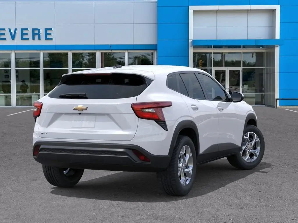 2026 Chevrolet Trax LS photo 4