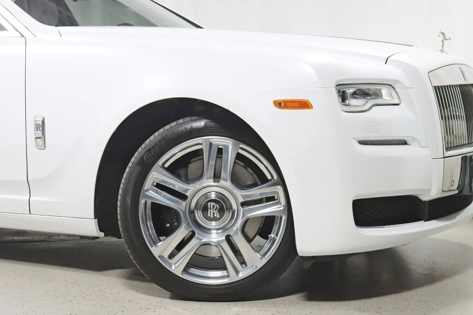 2016 Rolls-Royce Ghost Ghost photo 5