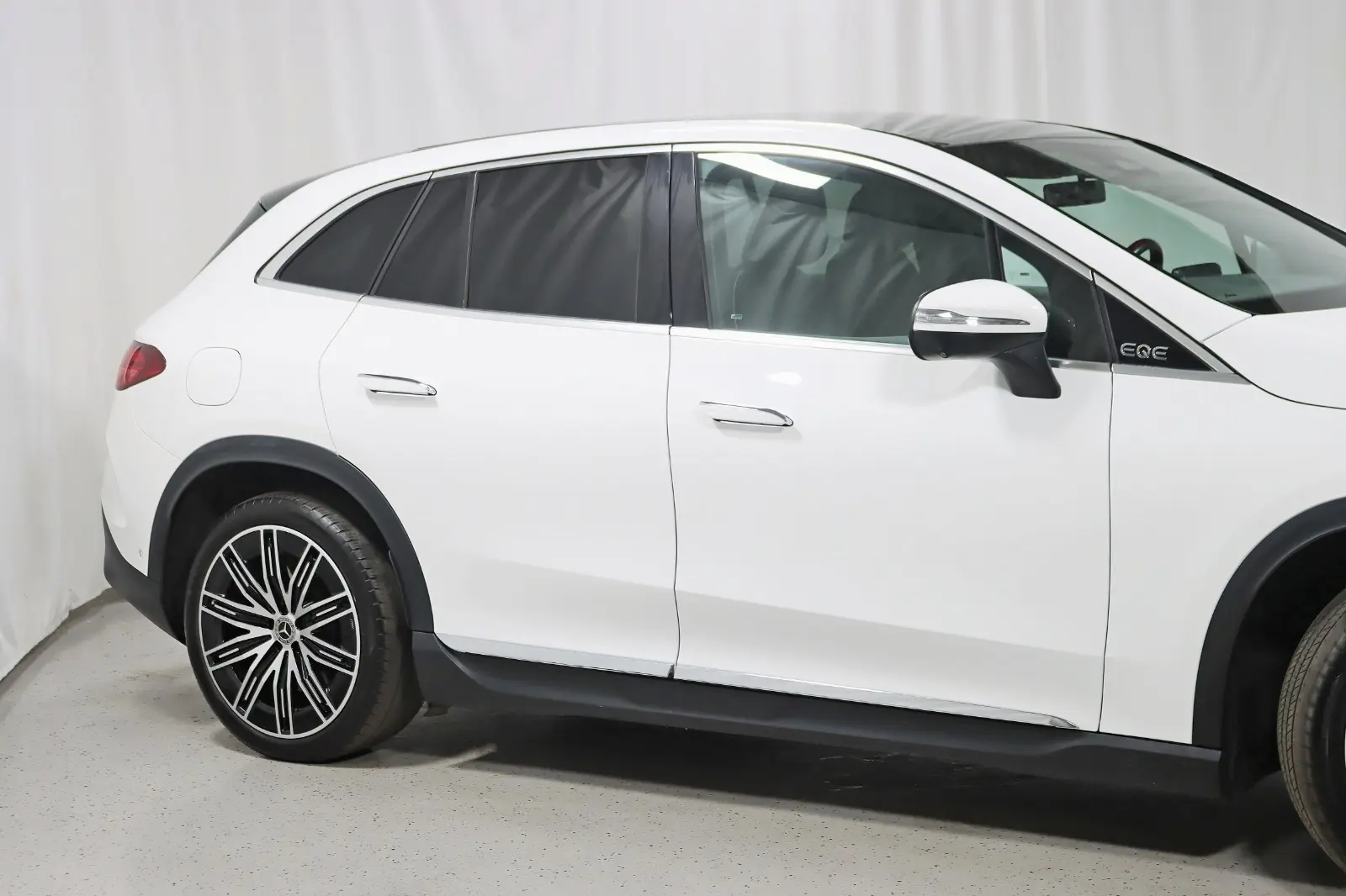 2023 Mercedes-Benz EQE SUV EQE350 4MATIC photo 3